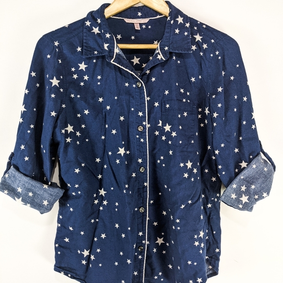 Victoria's Secret Long Sleeve Button Up Pajama Top - Picture 2 of 10